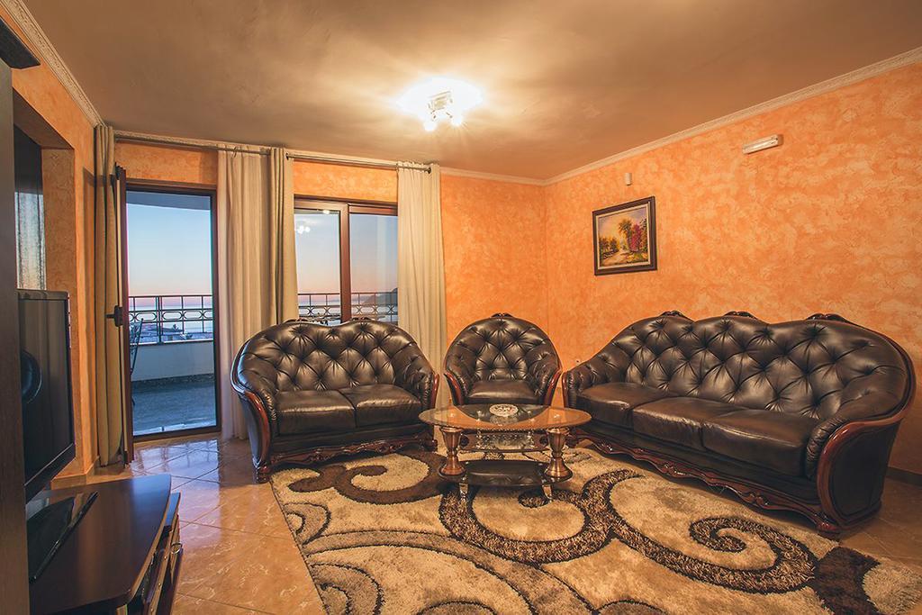 Villa M Dobra Voda Cameră foto